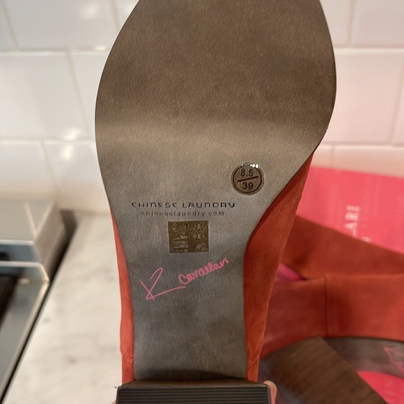 Kristin Cavallari/ Chinese Laundry suede shoes - Picture 12 of 13